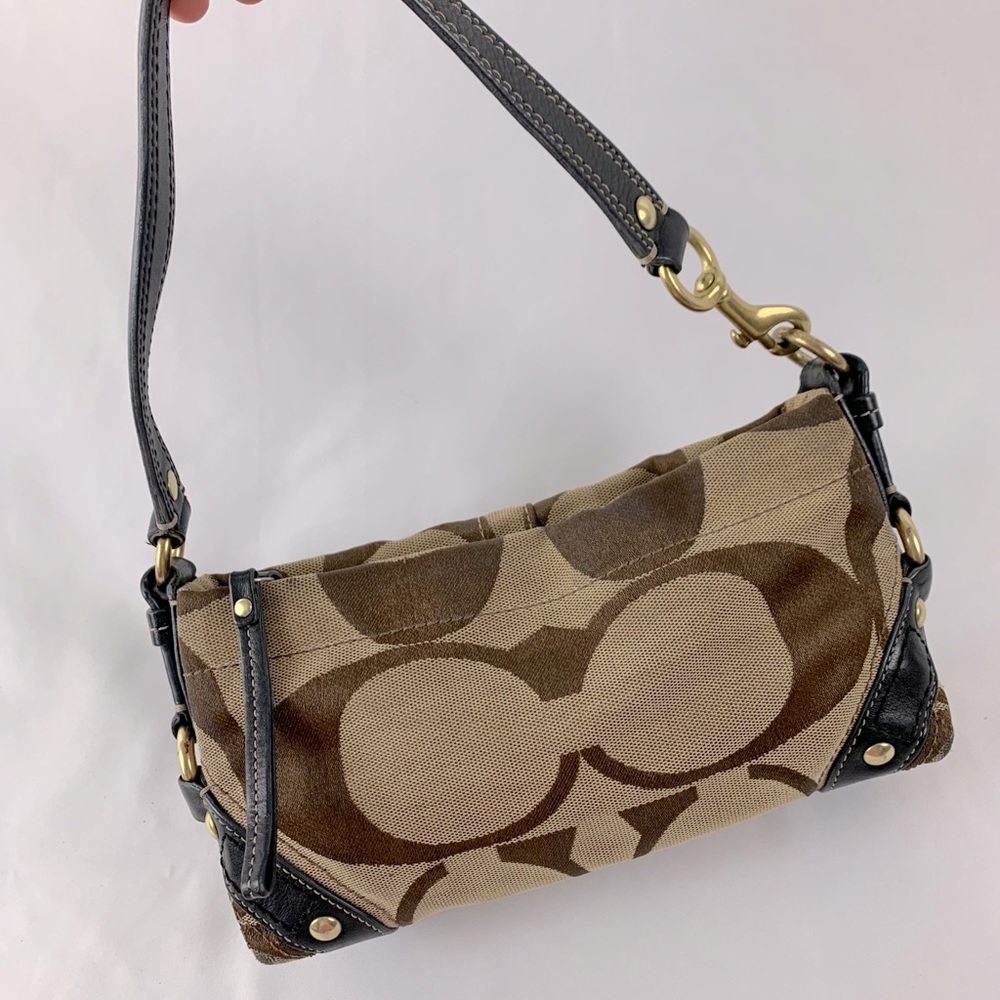 Coach signature print clutch